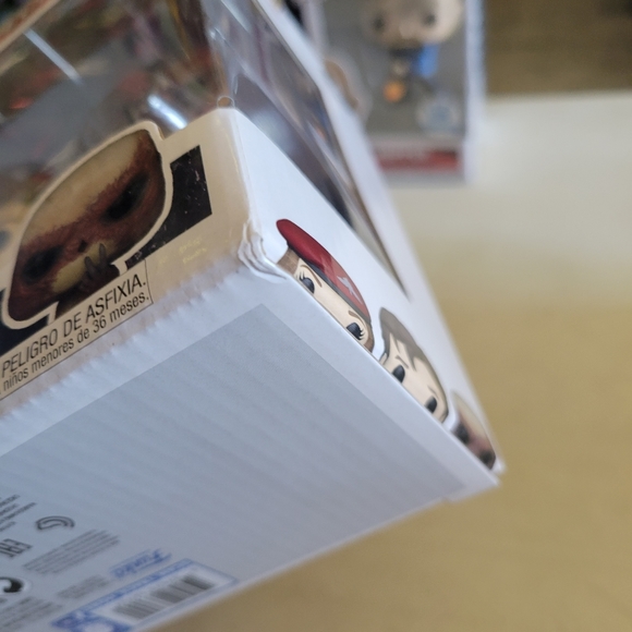 Stranger things 3pk funko pop - Picture 3 of 3